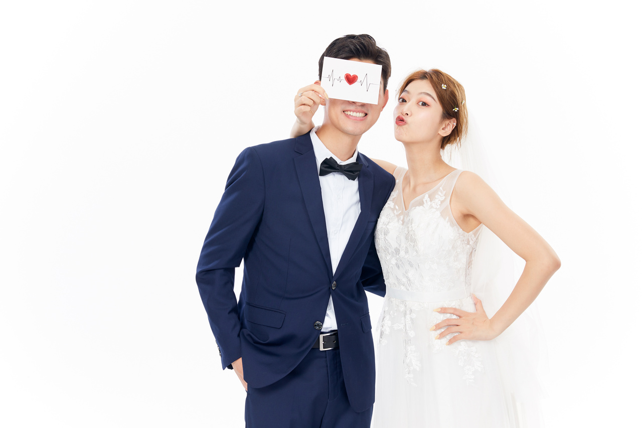 重组家庭的孩子可以结婚吗