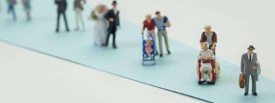 老人有退休金如何赡养